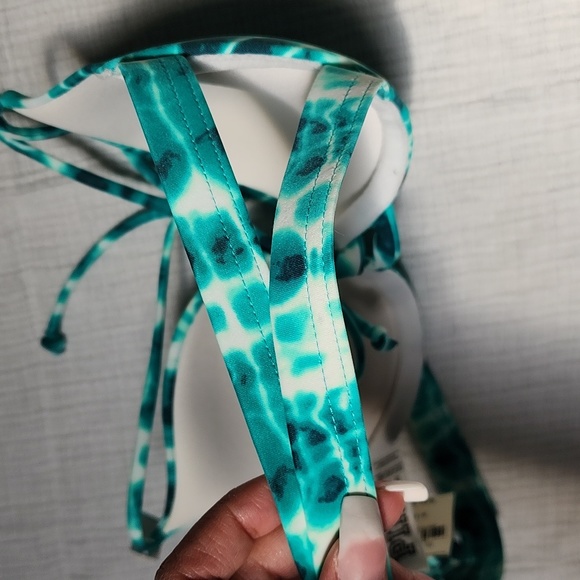 Pink Victoria's Secret Swim Top Size: S - Picture 5 of 16